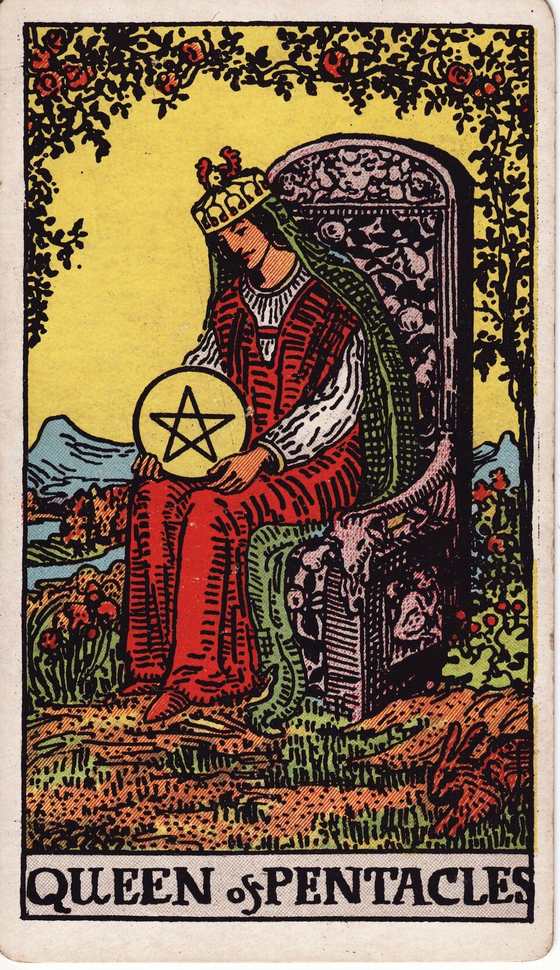 星币王后 Rider–Waite–Smith tarot card